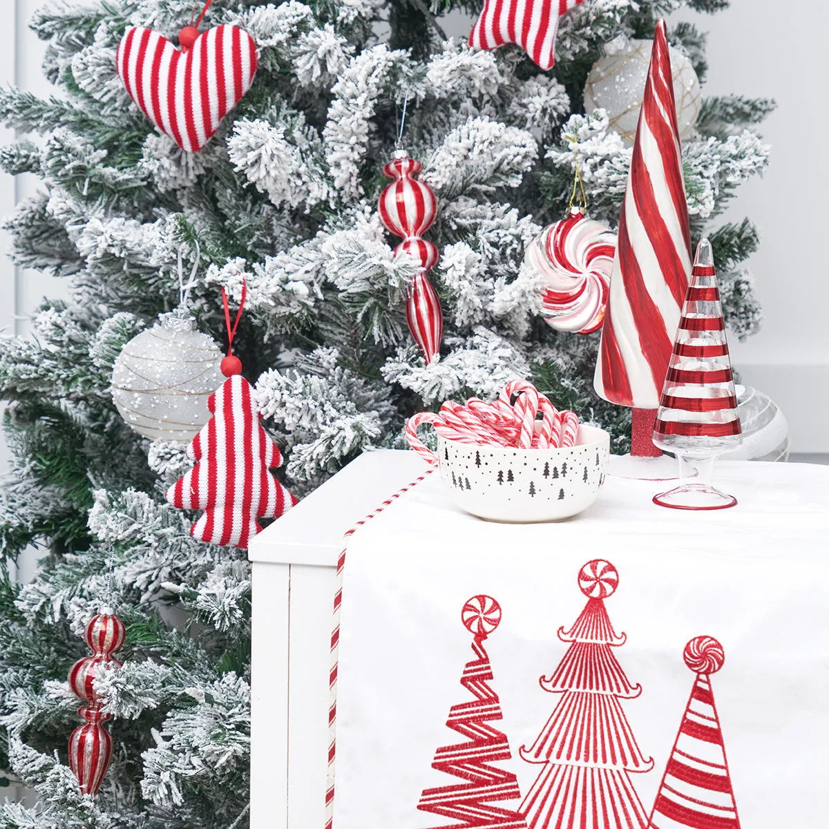 Red & White Vintage Bauble Ornament