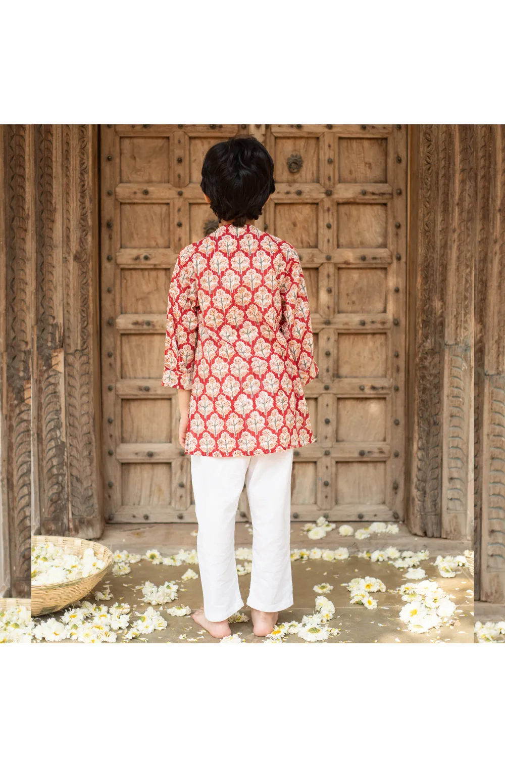 Red Buti Printed Cotton Kurta With Pyjama Set