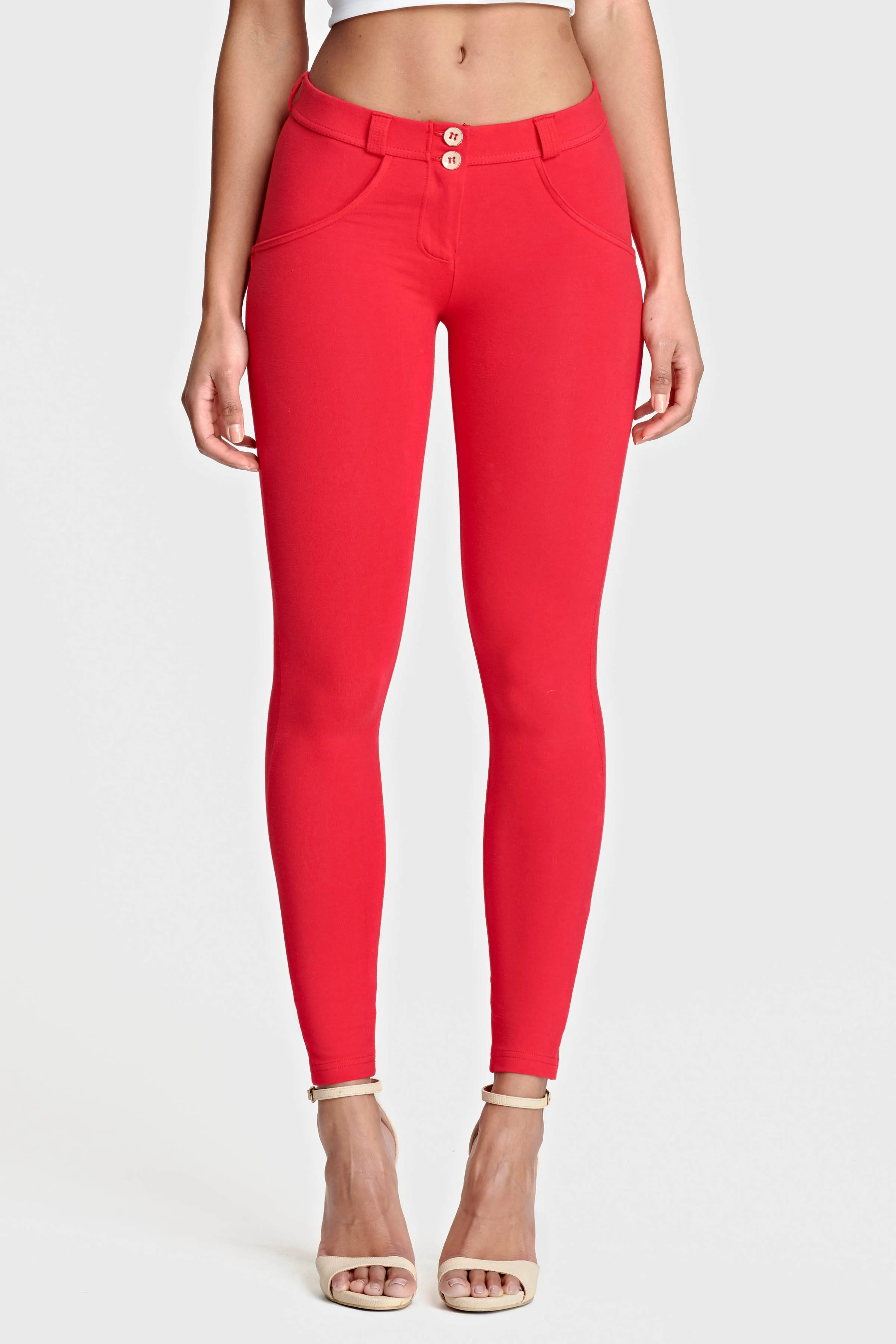 Red Cotton Mid-Rise Full-Length Pants