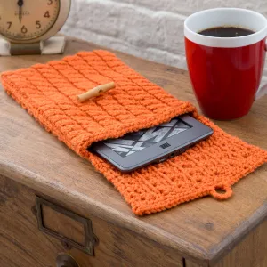 Red Heart Knit Cabled e-Reader Cozy