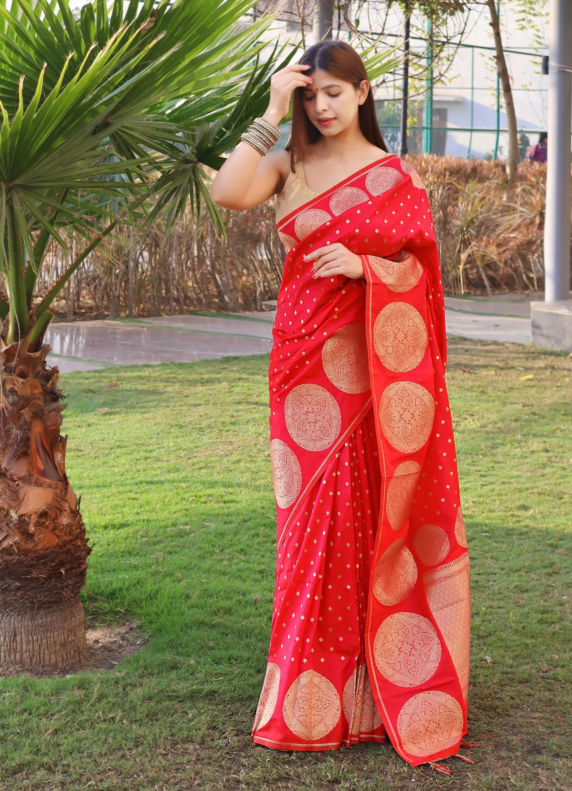 Red Saree in Soft Silk For Women