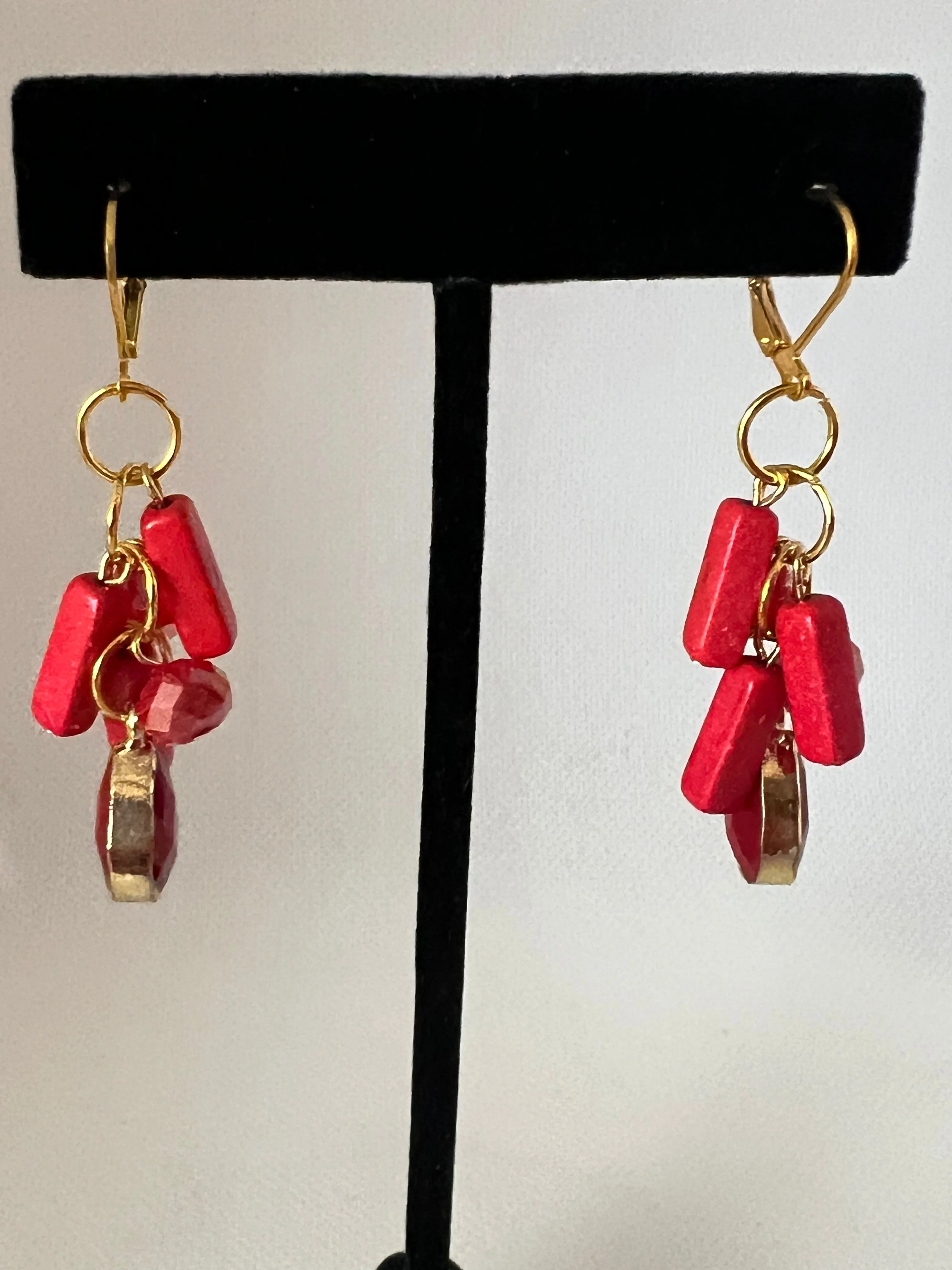 Red with Red_Peach Beads and Gold Bracelet and Earrings