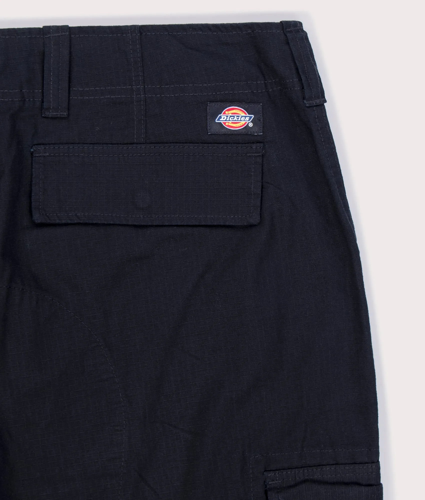 Relaxed Fit Eagle Bend Cargo Pants