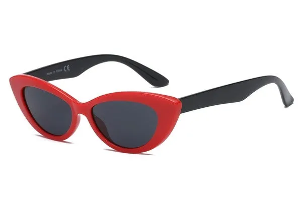 Retro Cat Eye Sunglasses in Red & Black