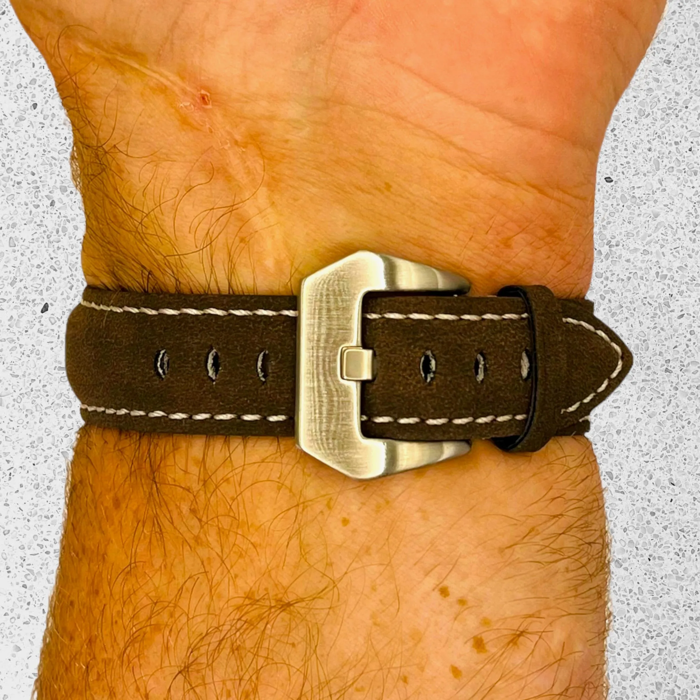 Retro Leather Straps Compatible with the Garmin Vivomove HR & HR Sports