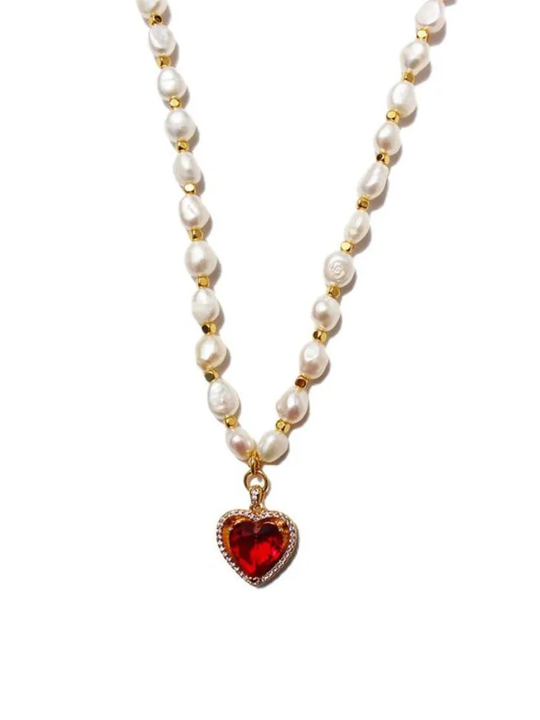 Retro Pearl Garnet Love Shaped Dreamer Necklace