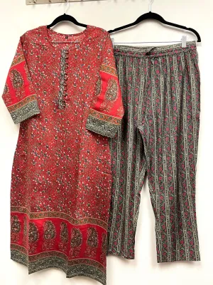 RFSS738 - Muslin Silk Floral Print Kurta in Dark Red. Comes with printed Blue straight pants