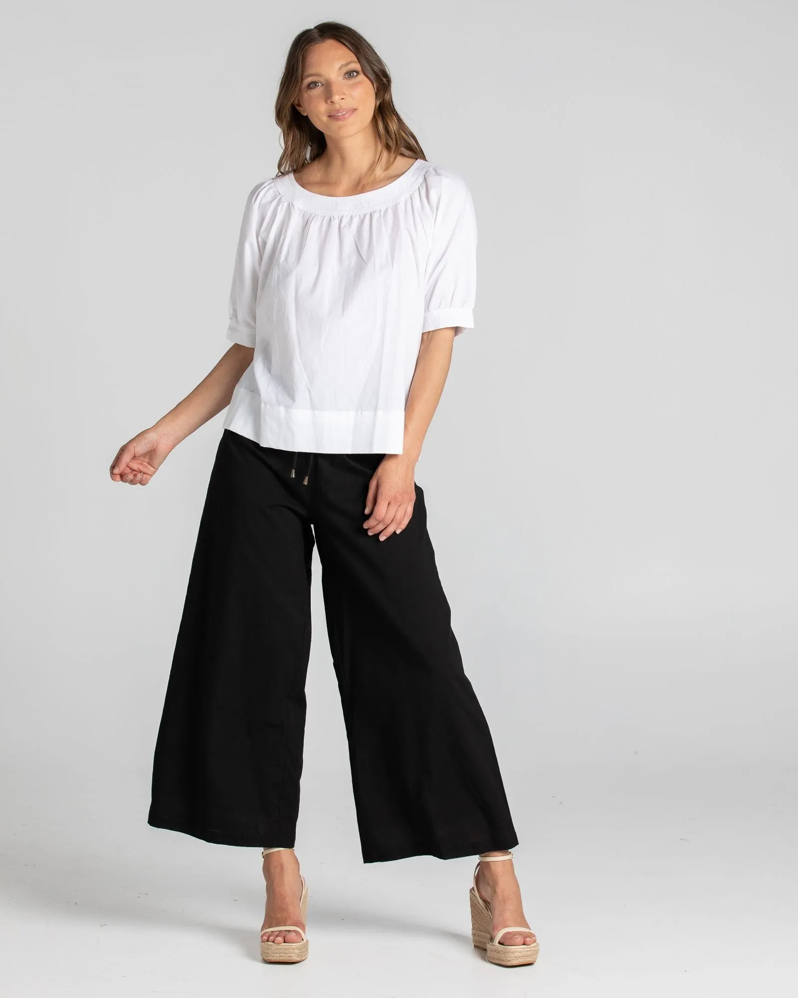 Ria Pant -Black