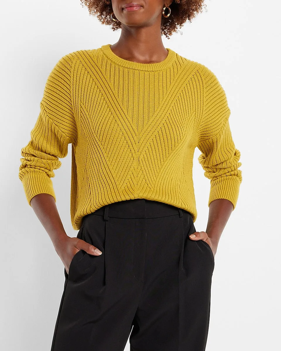 Ribbed Design Crew Neck Sweater in Turtle