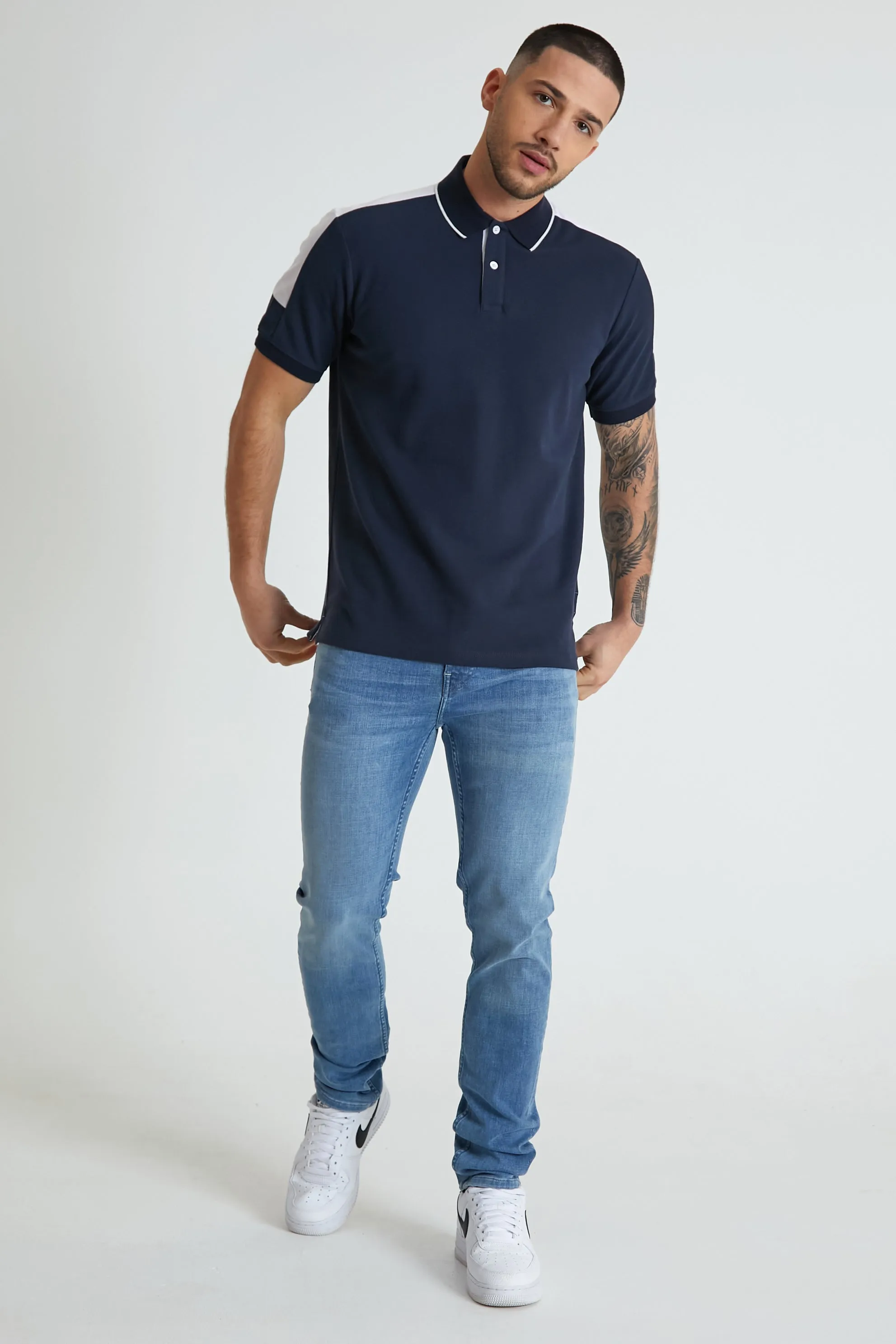 Robbie honeycomb pique polo in Navy with White contrast