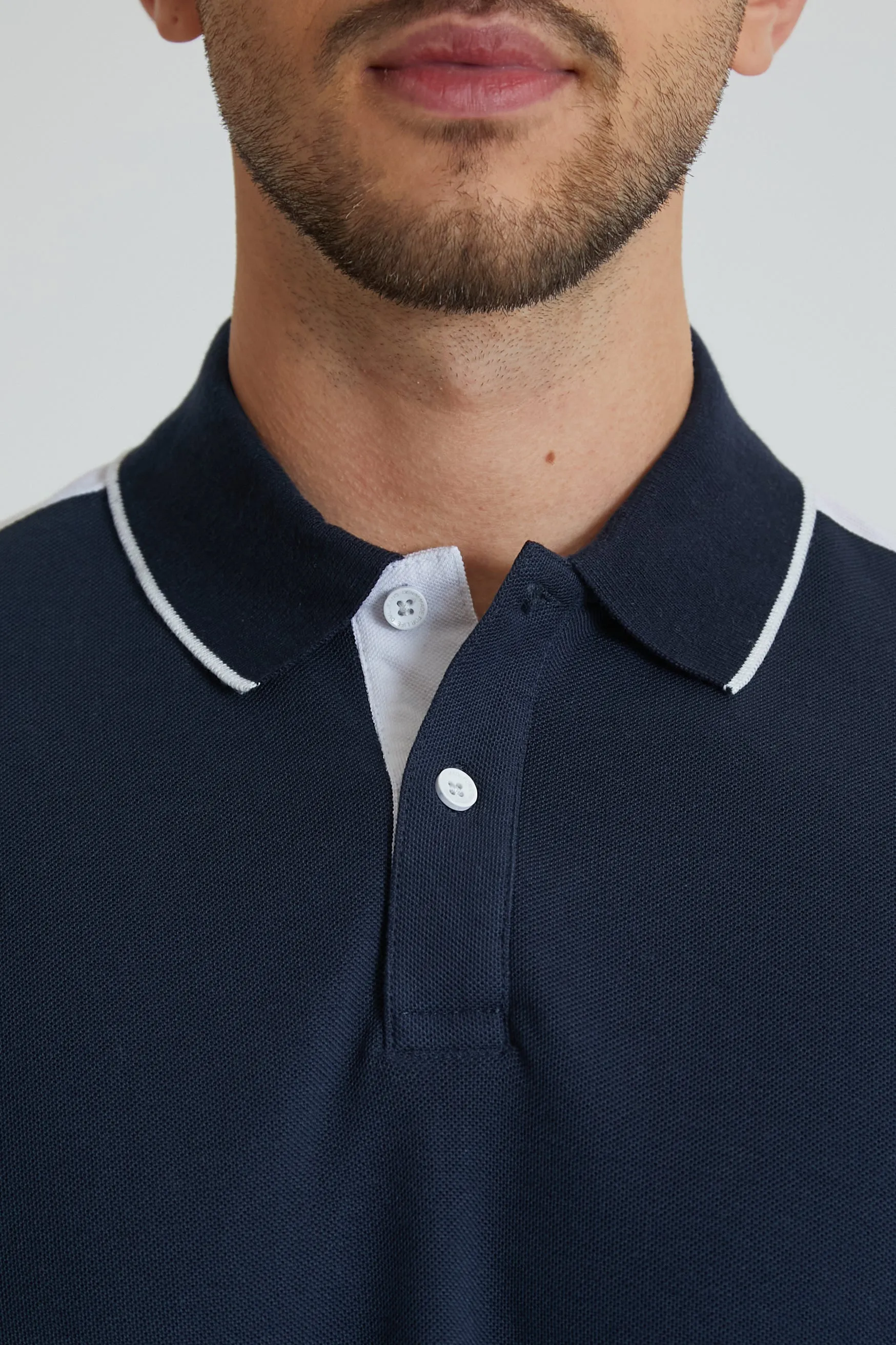 Robbie honeycomb pique polo in Navy with White contrast