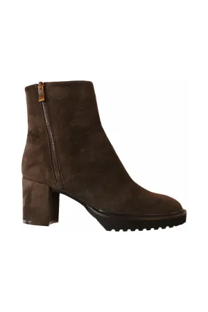 Robertson Madison Donatella Camoscio Suede Ankle Boot 01407 | Muschino | Clearance Final Sale