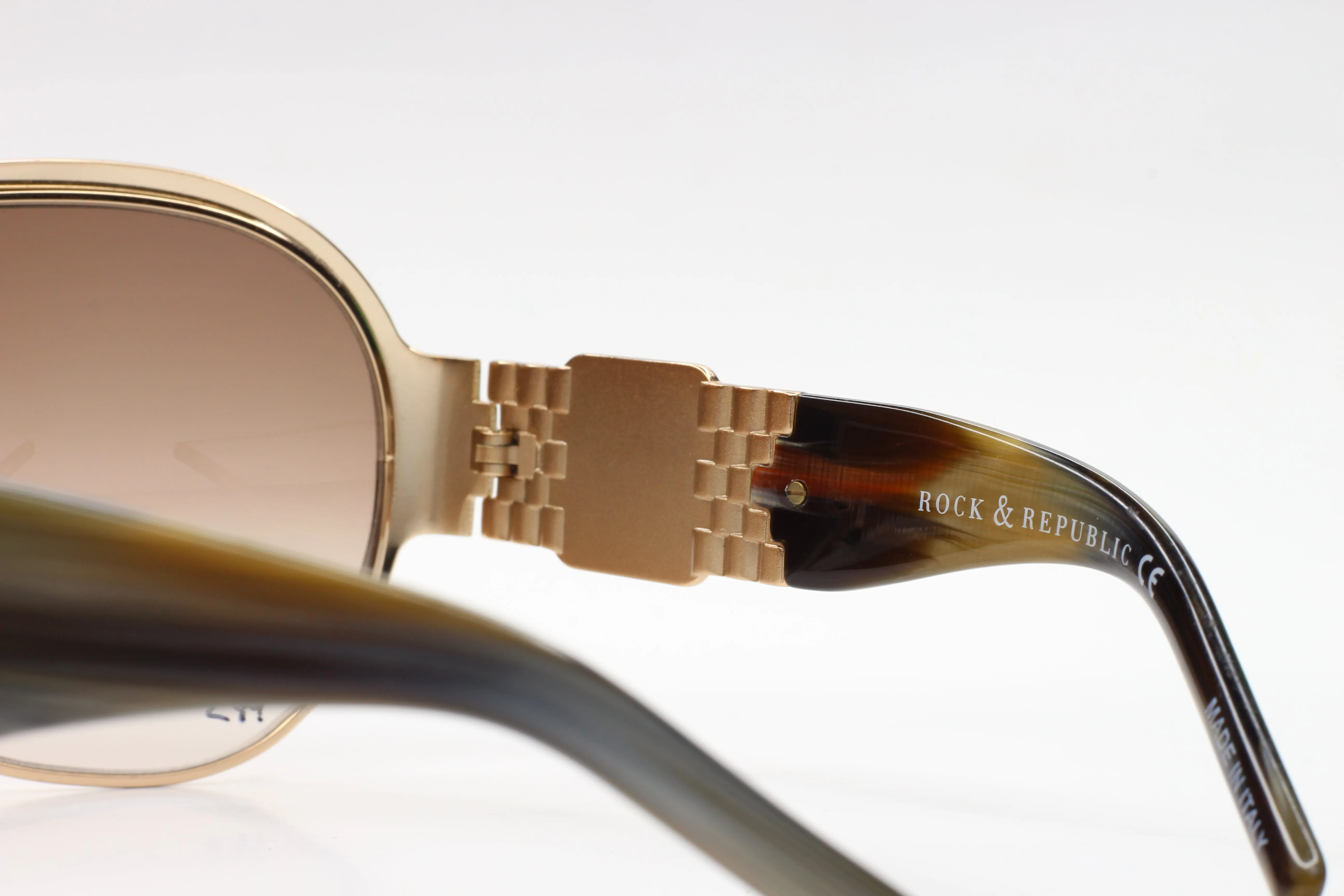 Rock & Republic RR508-02 Q73 Gold Metal Luxury Italy Sunglasses