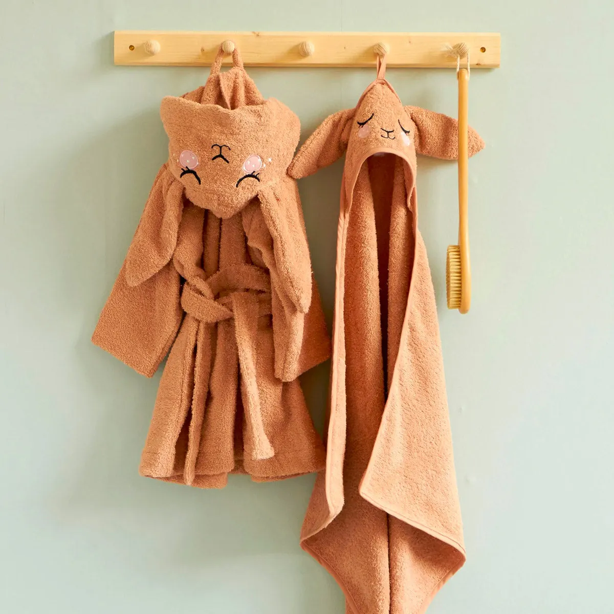 Roommate Kids Pink Organic Hooded Towel - Bunny