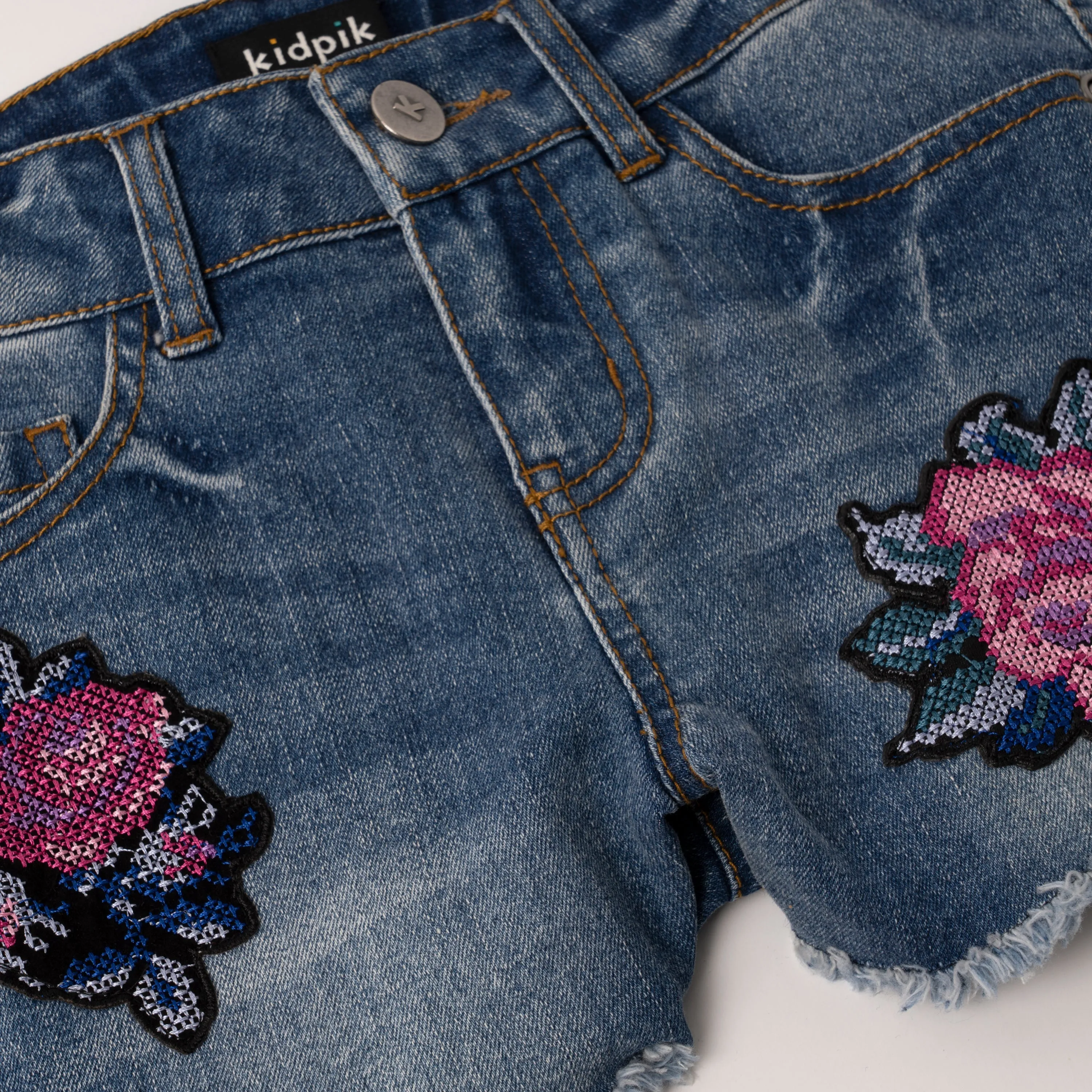 Rose Emb Jean Short