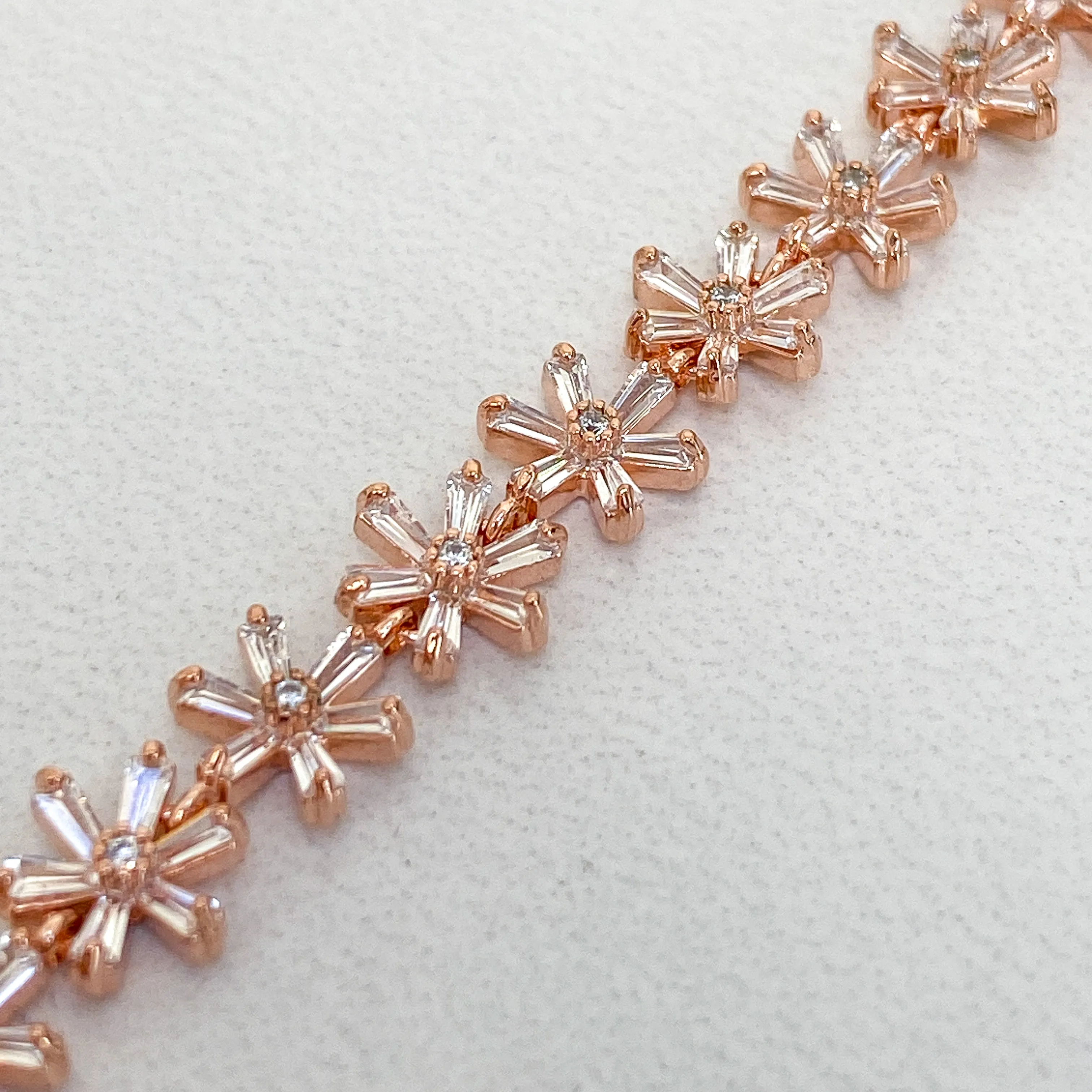 Rose Gold Daisy Choker Necklace