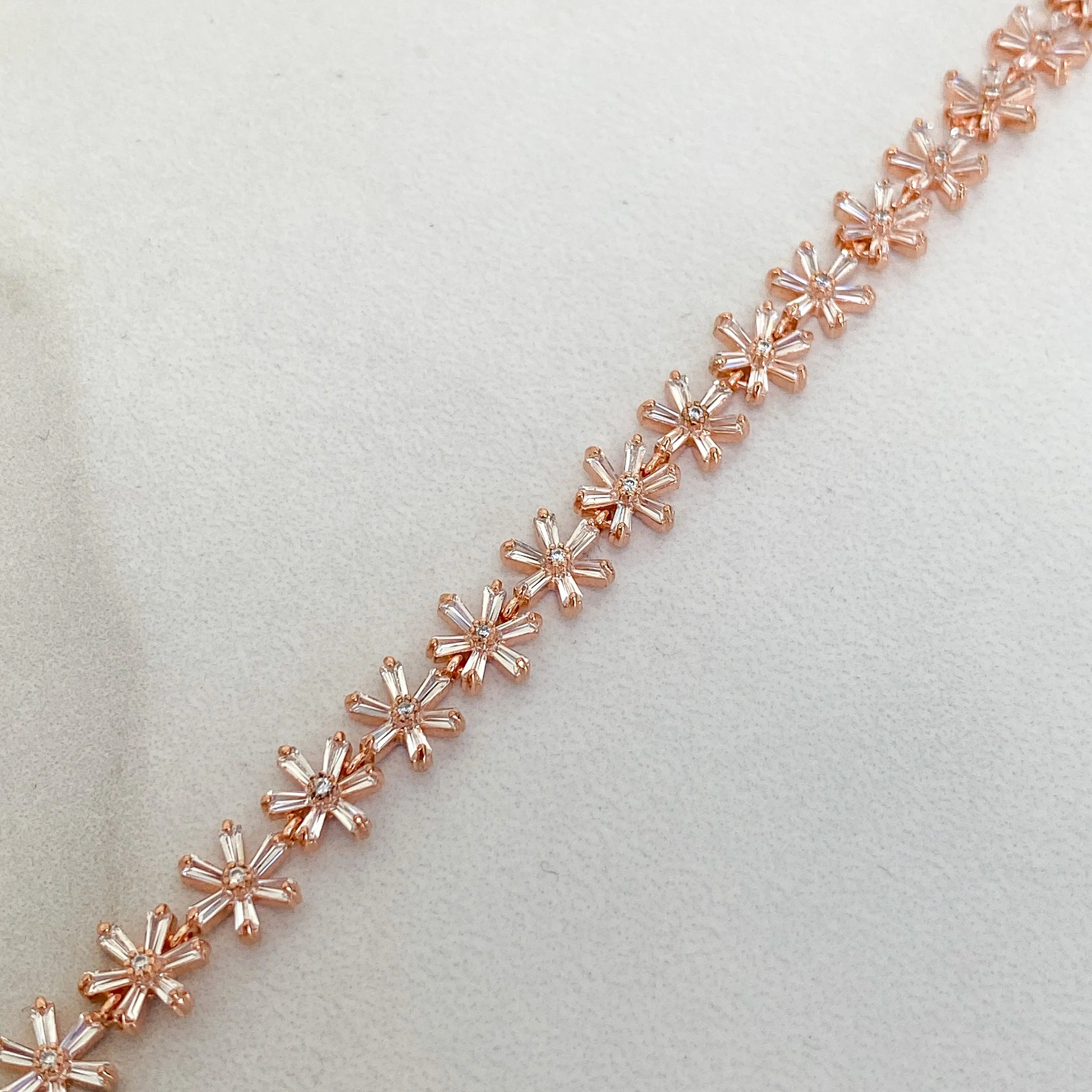 Rose Gold Daisy Choker Necklace