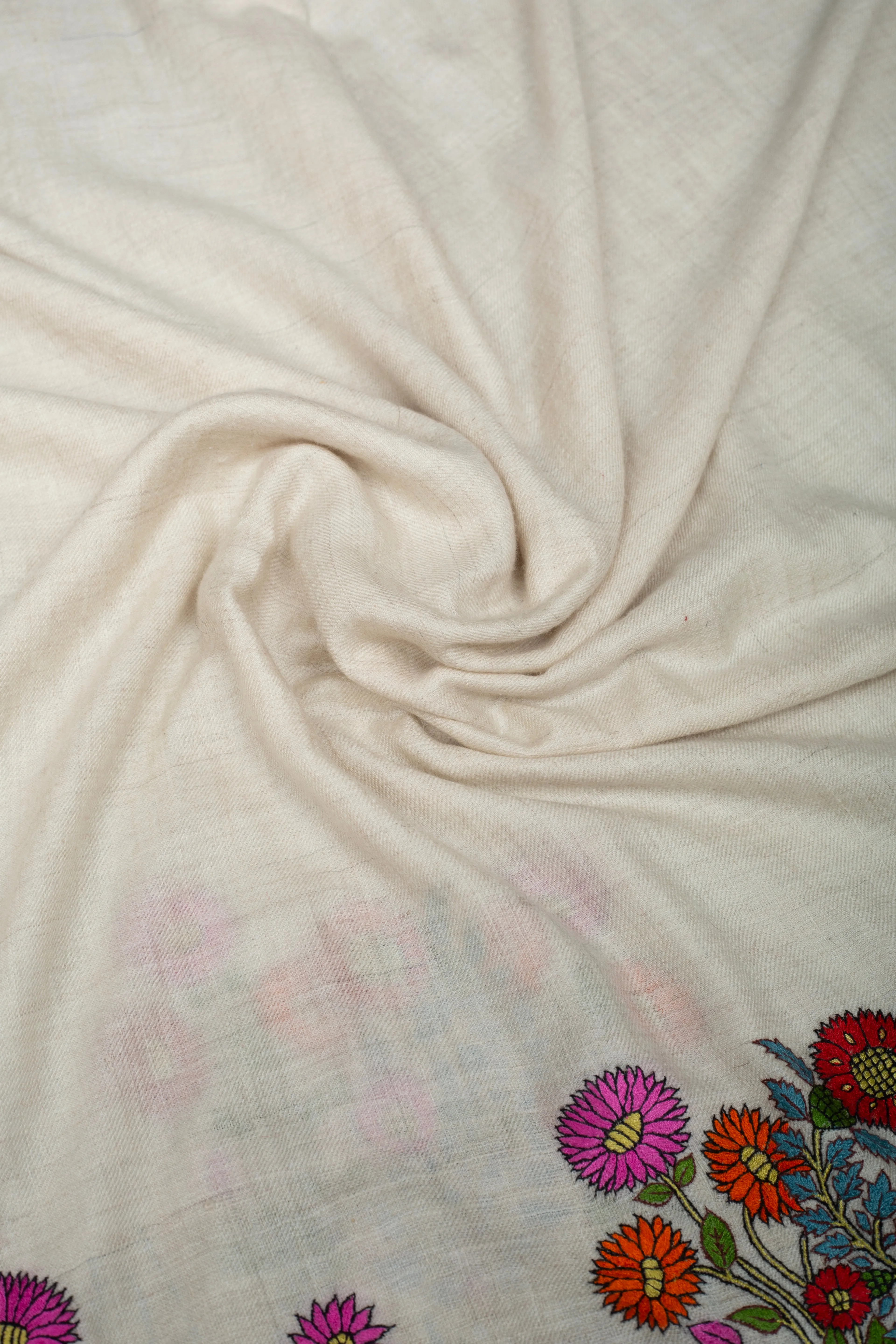 Rose of Sharon Ivory Floral Paldar Embroidered Pashmina Shawl