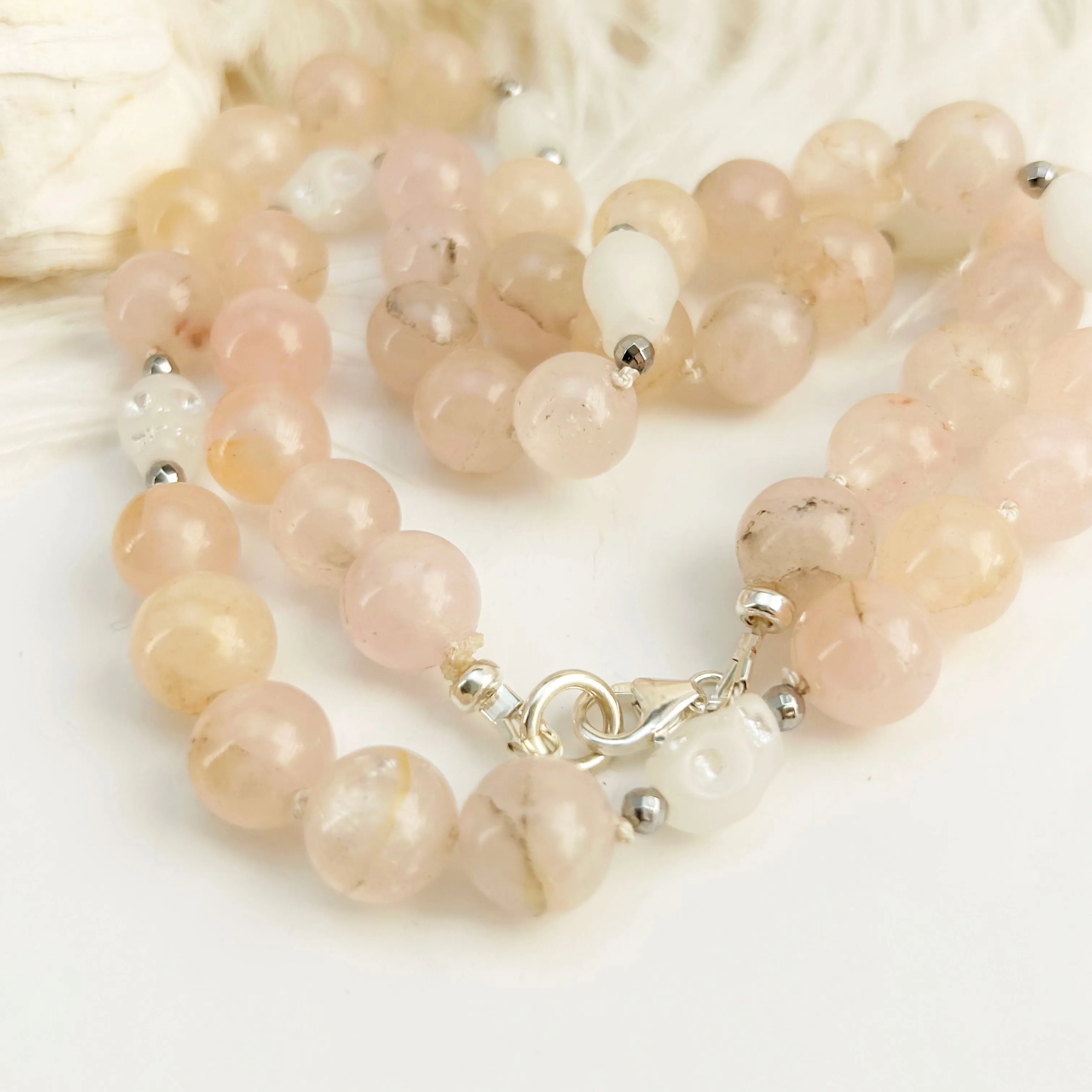 Rose Quartz & Skulls | Necklace