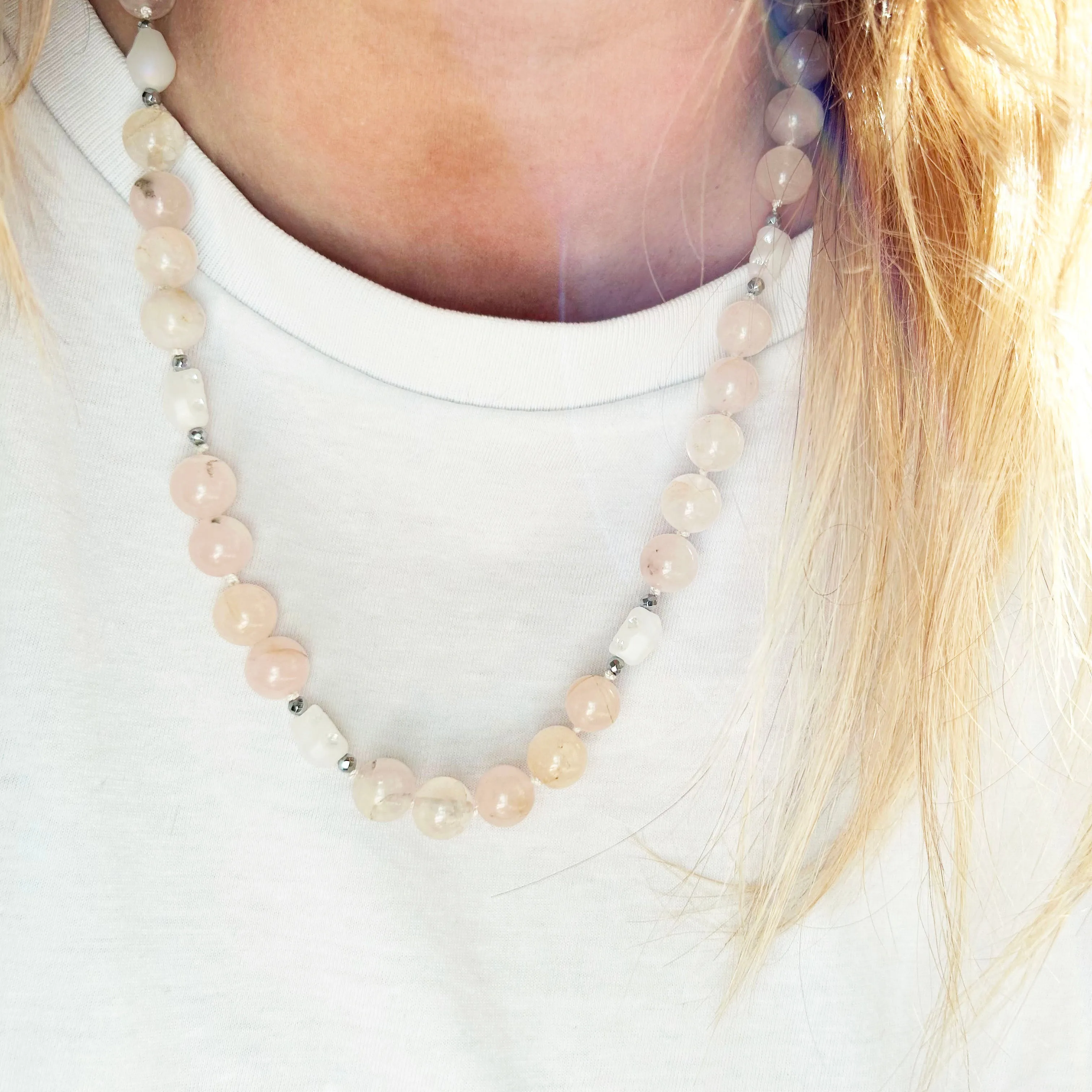 Rose Quartz & Skulls | Necklace