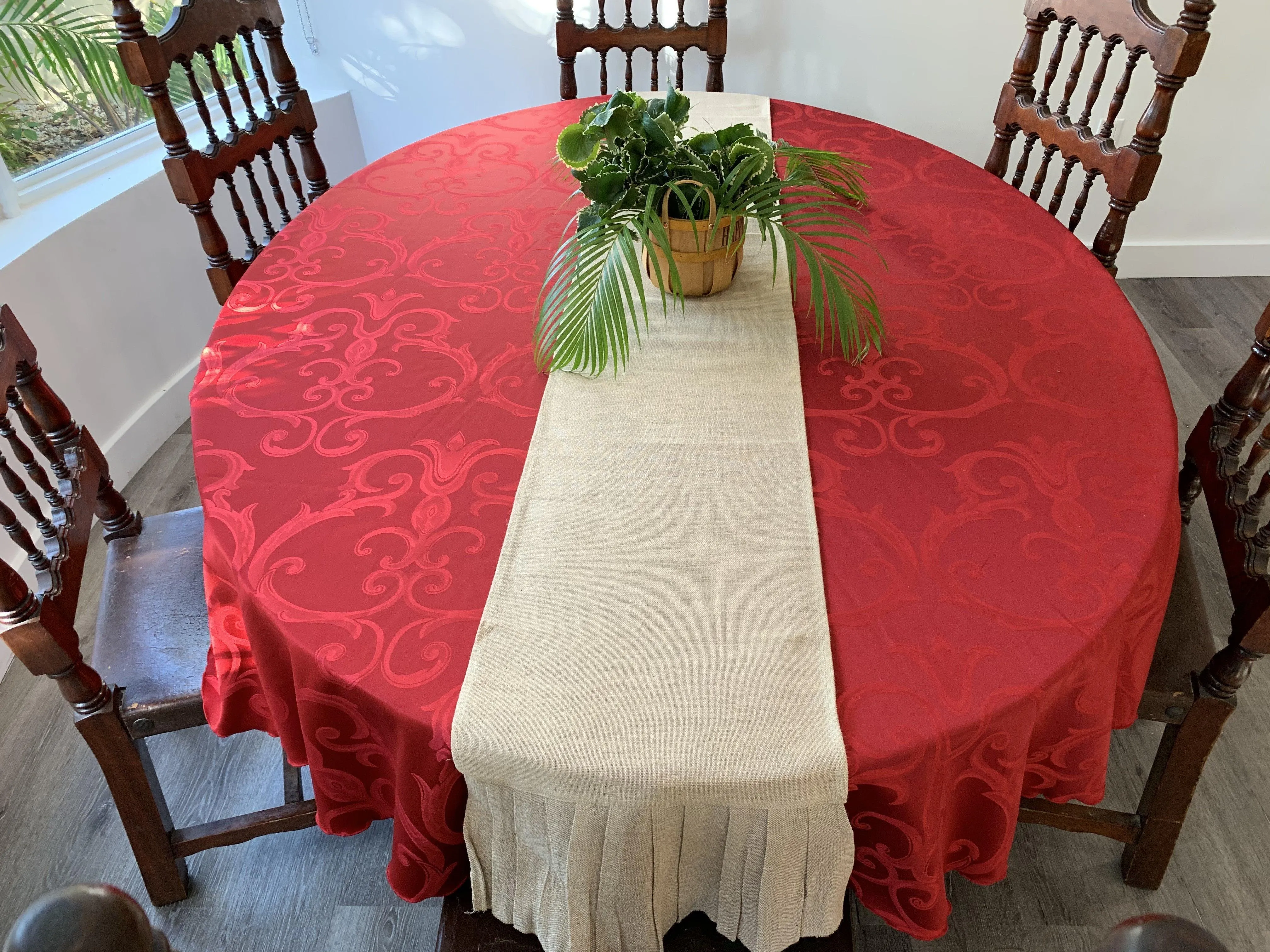 Round Frédéric Damask Tablecloth