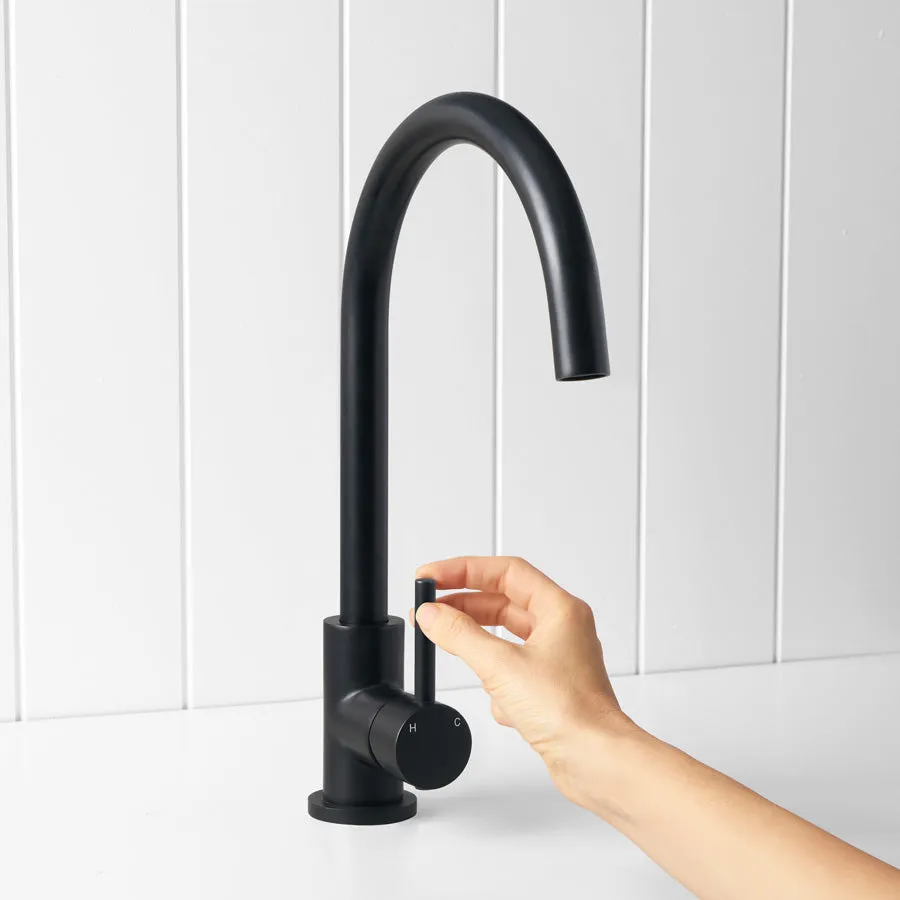 Round Kitchen Mixer Matte Black