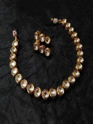 Round Kundan Single Line Necklace