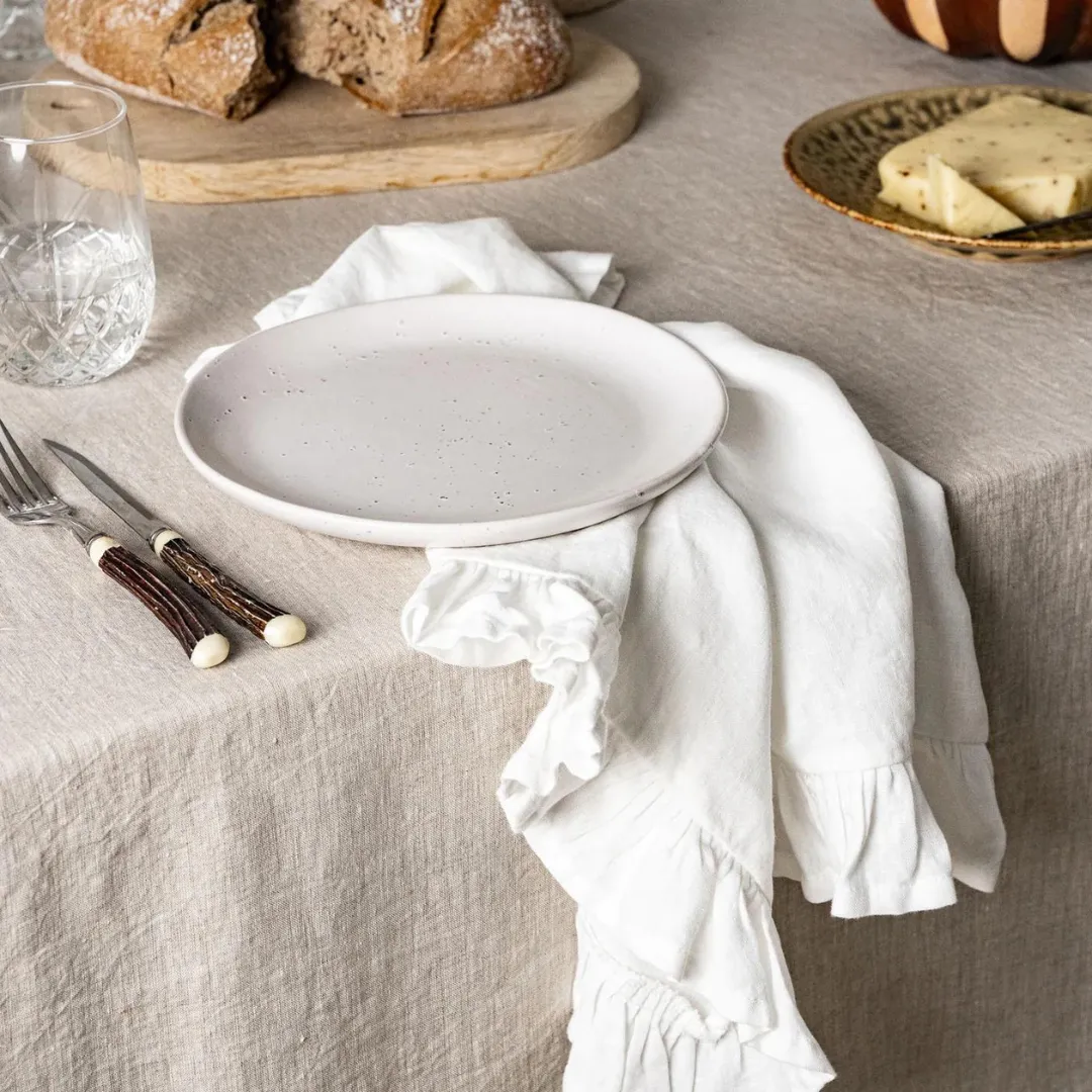 Ruffle edge napkins set of four