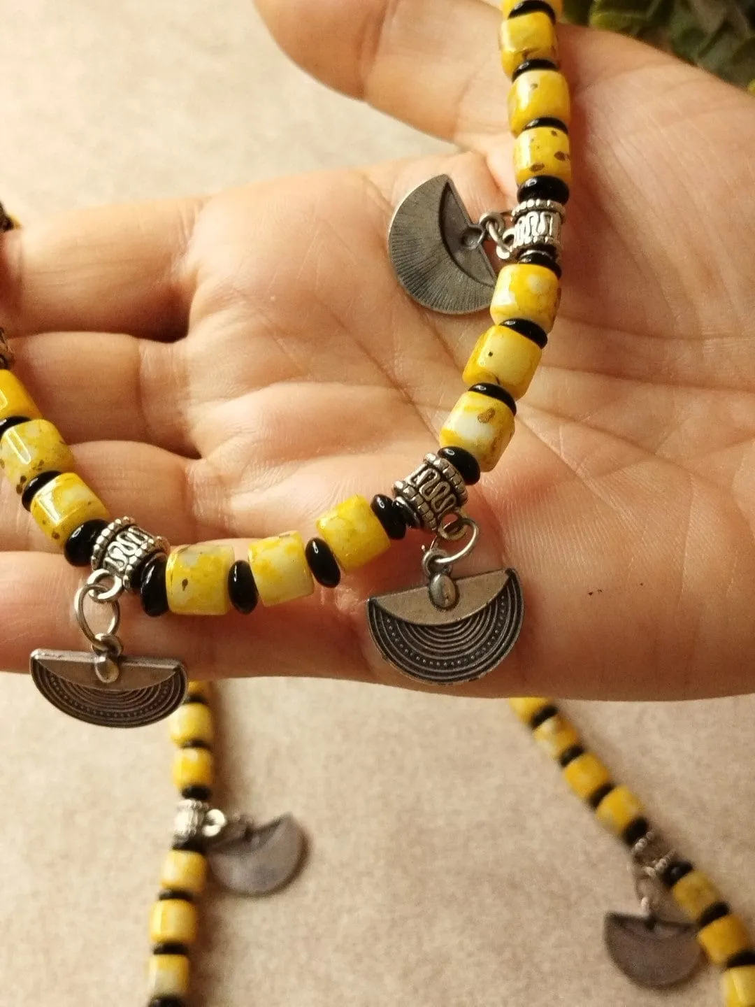 Rustic Yellow and Black Ceramic Beads Necklace Set