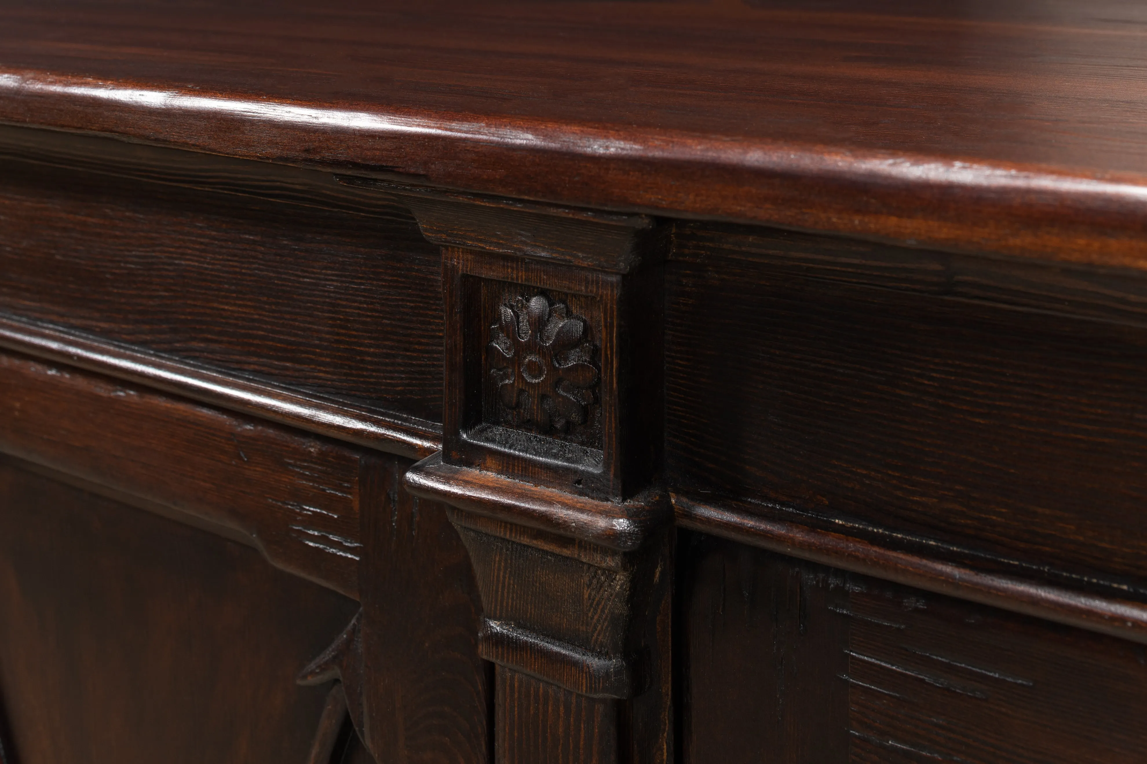 Sarreid - Marksman Sideboard  Dark Brown - Brown - Traditional