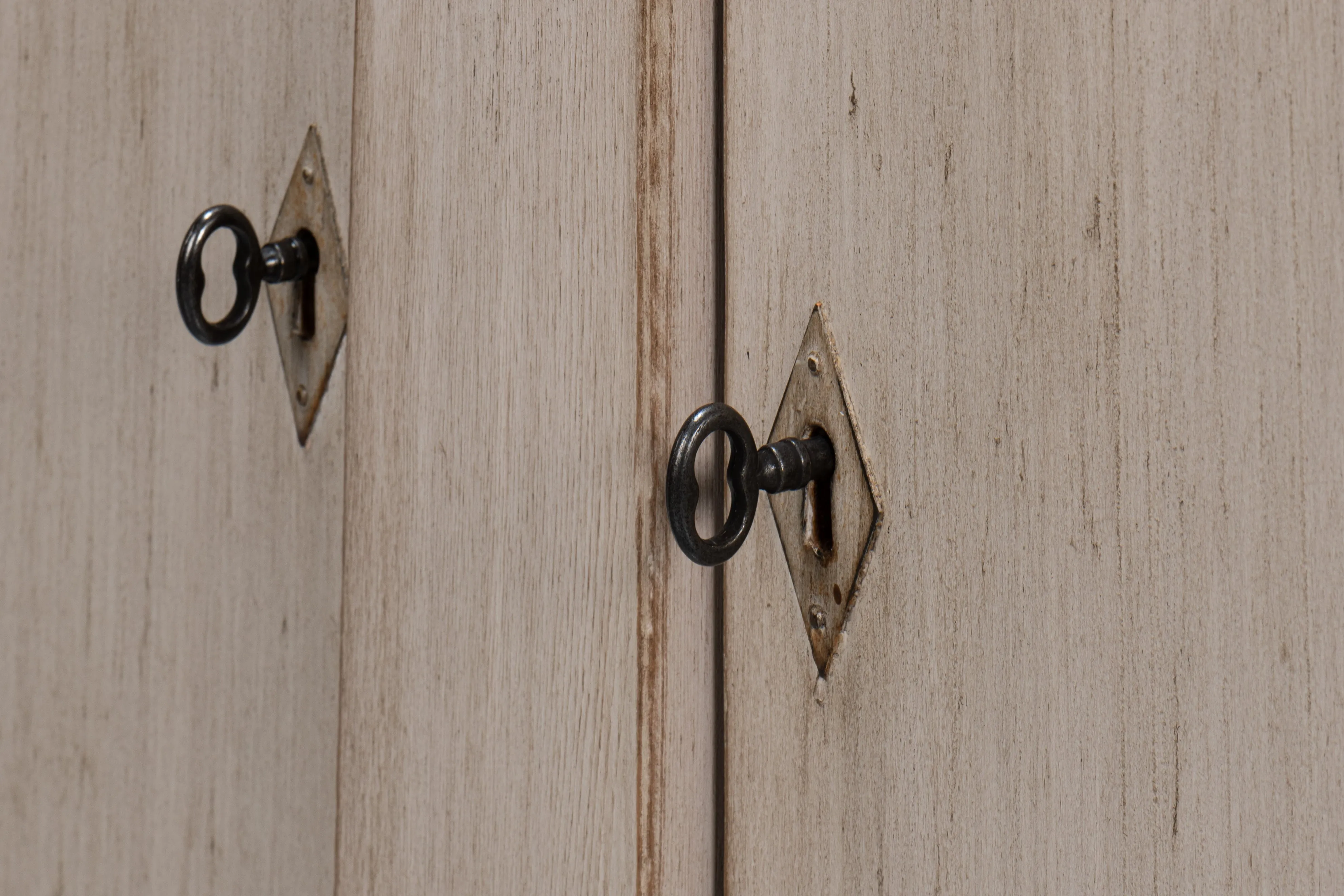 Sarreid - Villefranche Sideboard  Stone Grey - Grey - Traditional