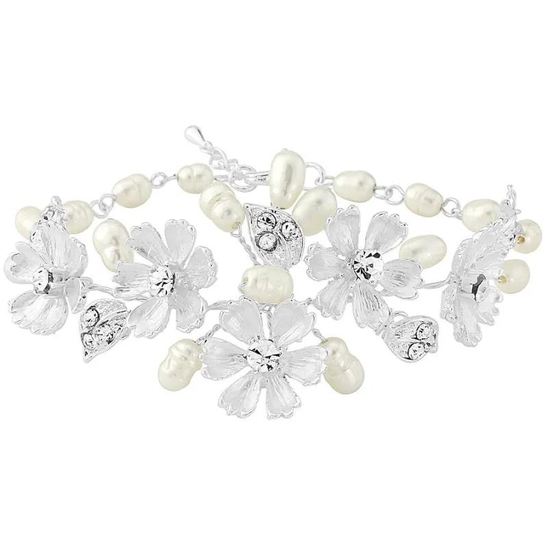 SassB Serenity Crystal and Pearl Bracelet