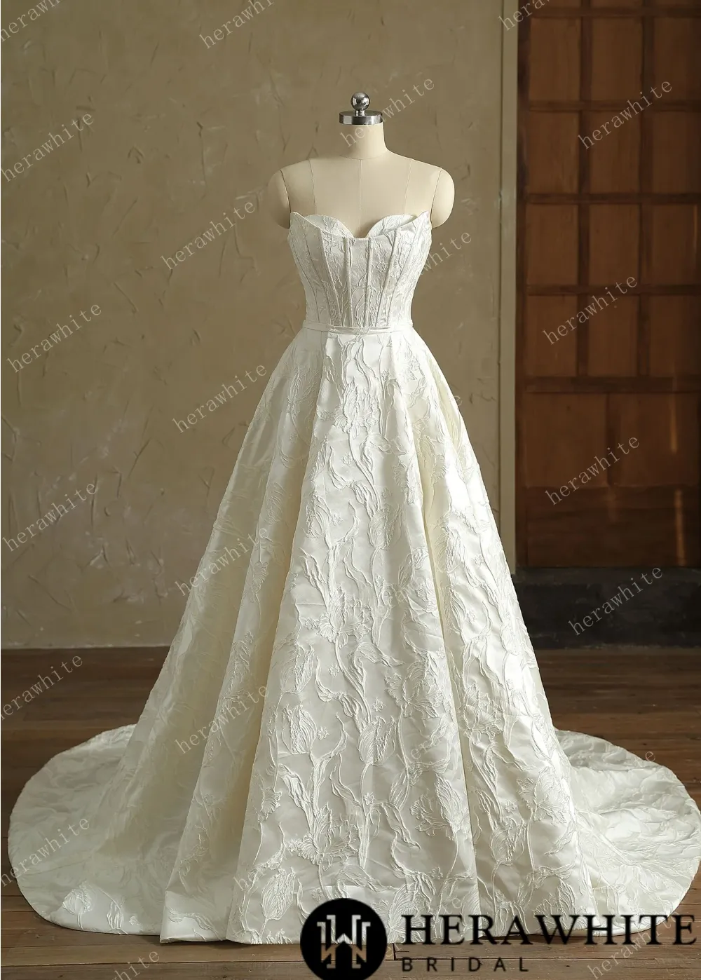 Satin Sleeveless  Ivory A-Line Split And Grace Wedding Dress