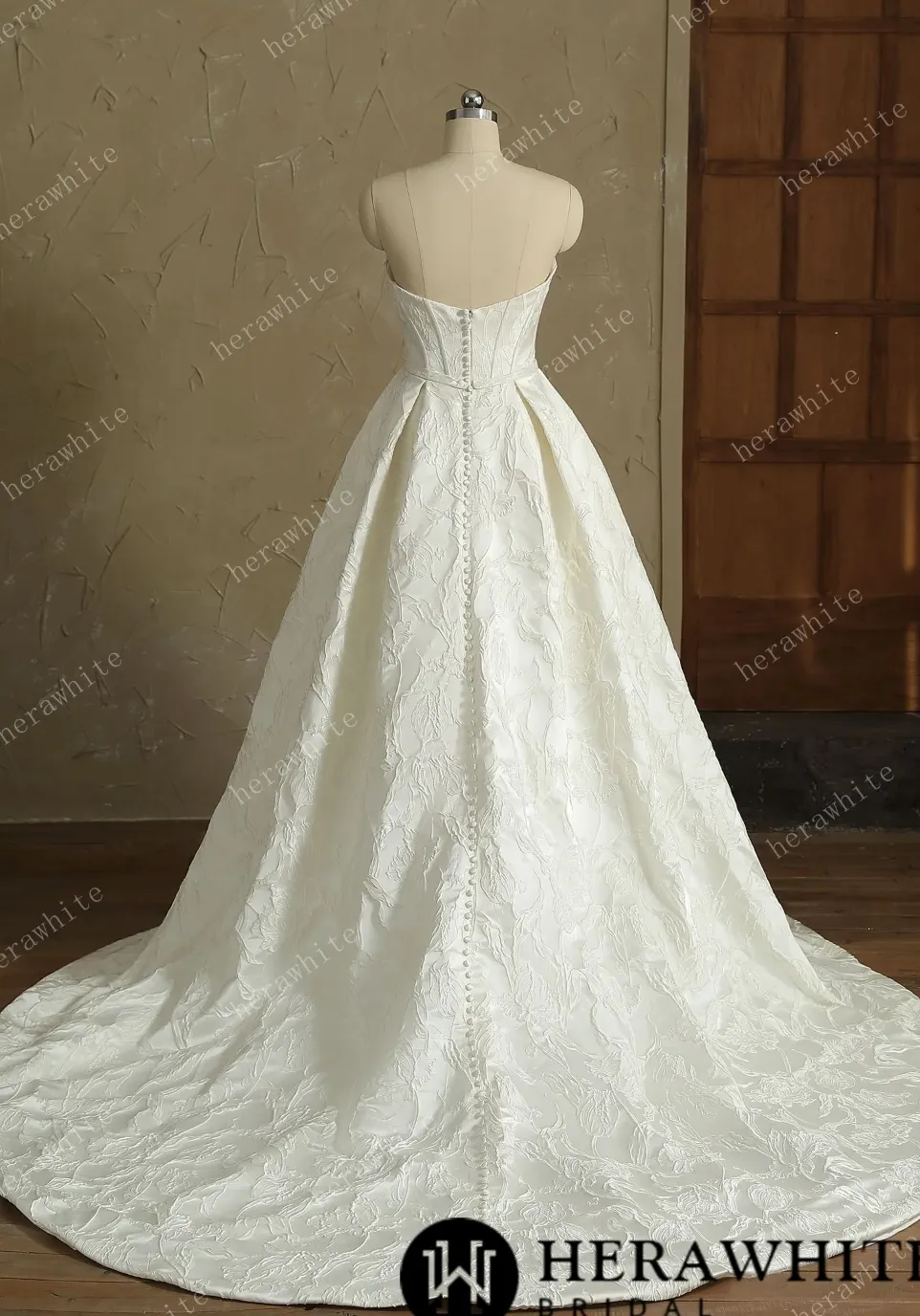 Satin Sleeveless  Ivory A-Line Split And Grace Wedding Dress