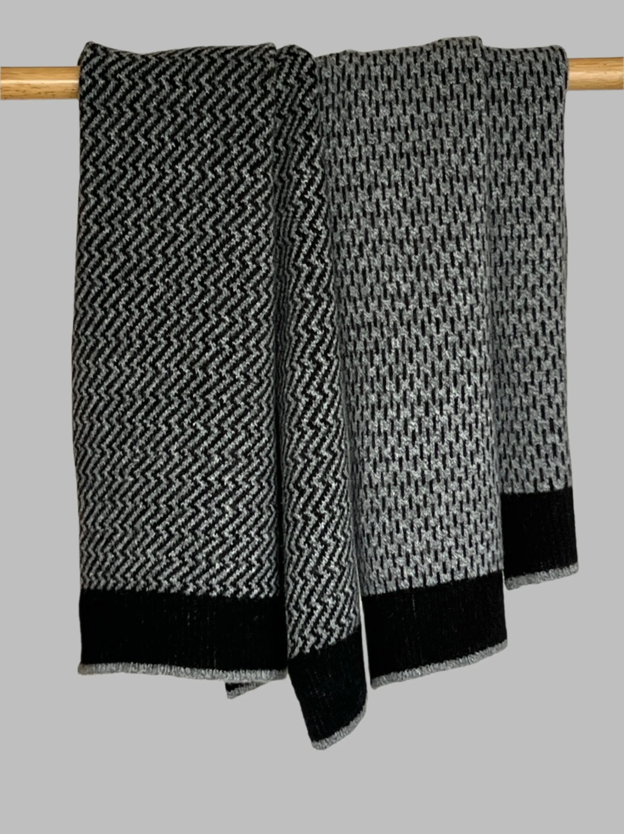 Scarf - super soft merino lambswool Nordic zigzag pattern scarf in marled yarn