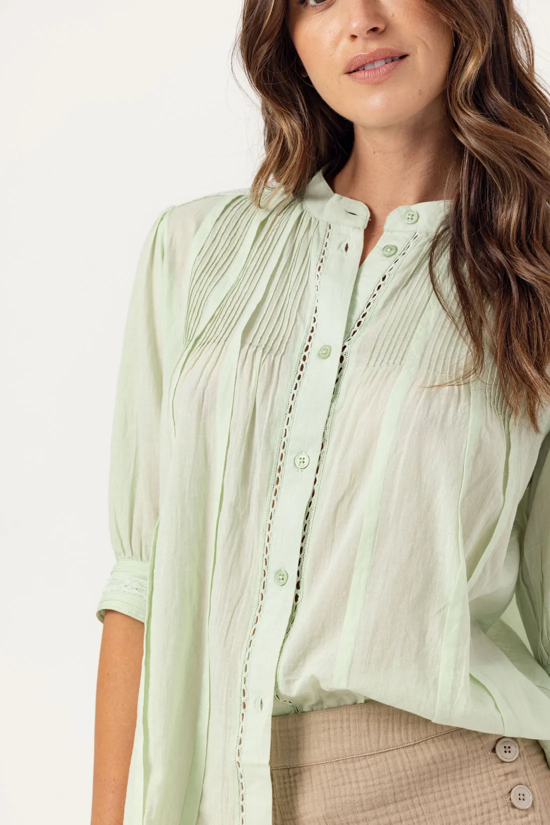 SCARLETT PINTUCK SHIRT - MINT