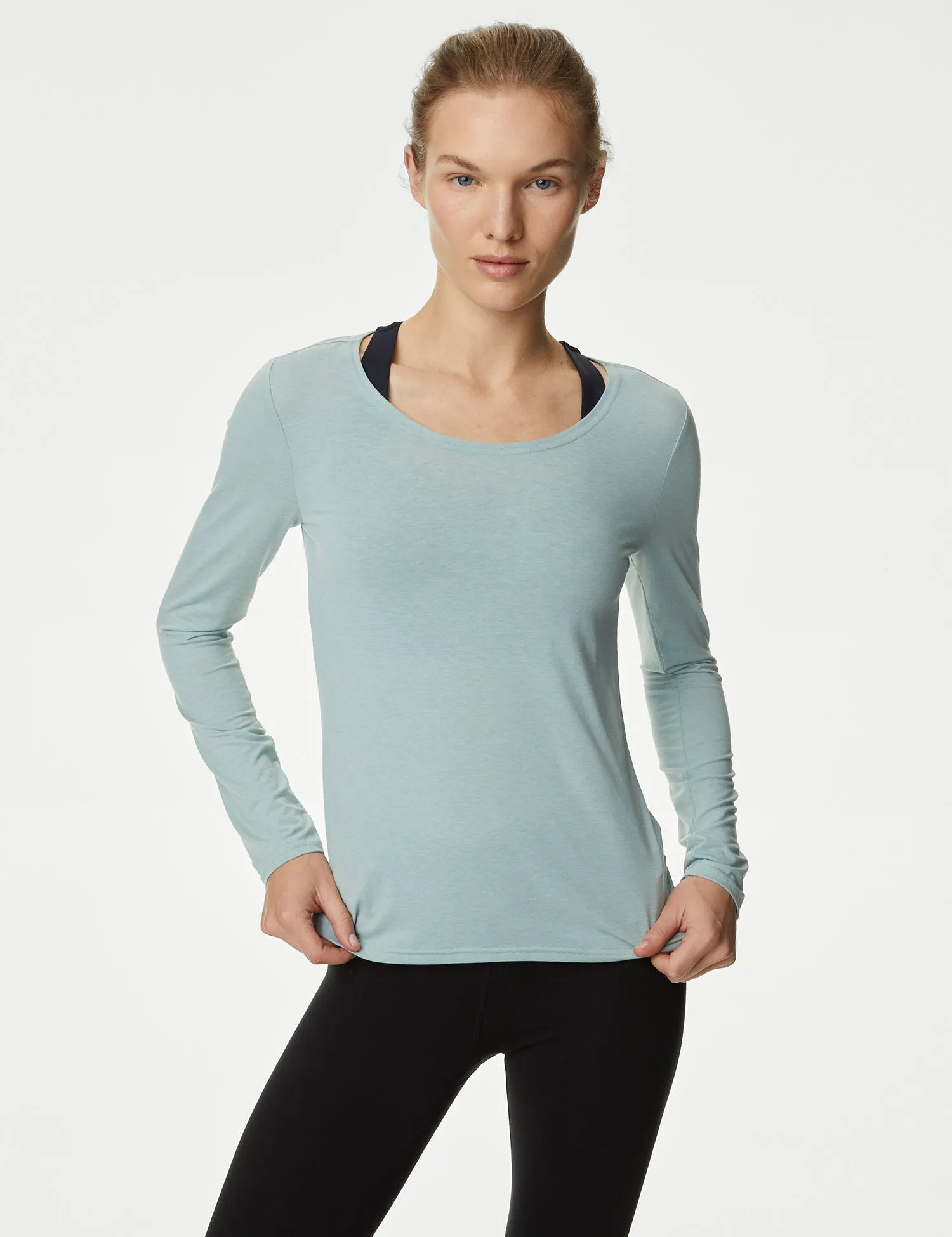 Scoop Neck Ruched Back Yoga Top