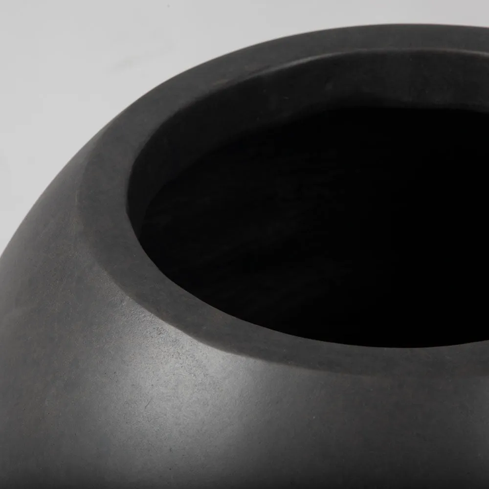 Scratch and Dent, Onyx 16" Charcoal Sphere Planter