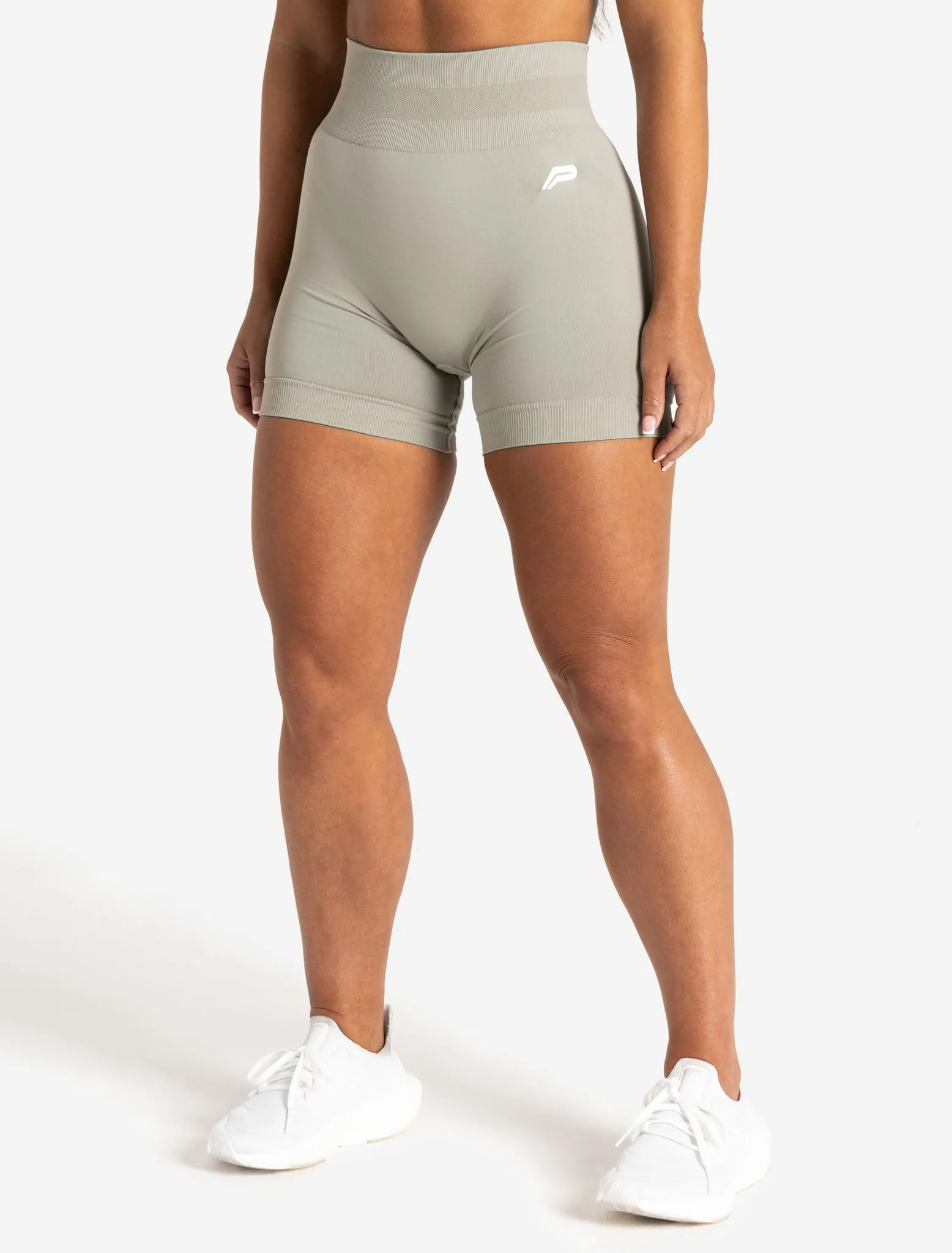 Scrunch Seamless Shorts - Sage