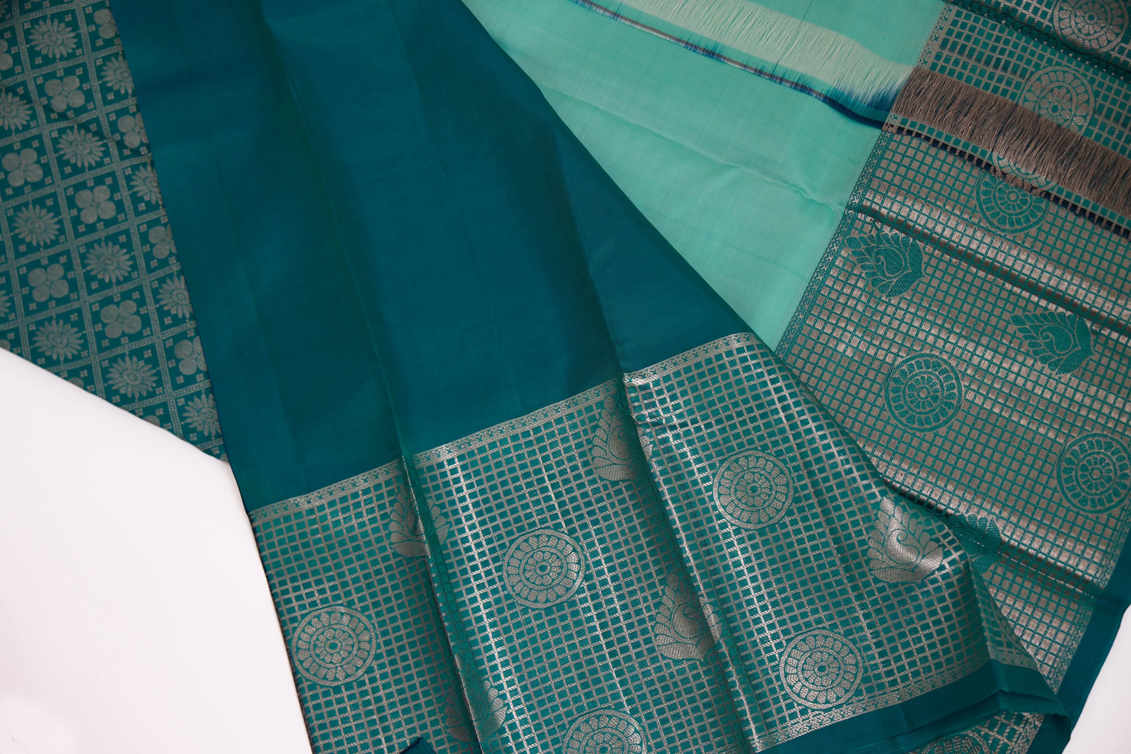 Sea Green Kanchipattu Saree