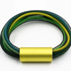 See The Invisible Elastic Cord Bracelet