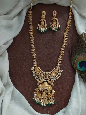 Seek Blessings with the Divine Trinity Antique Long Haram Set