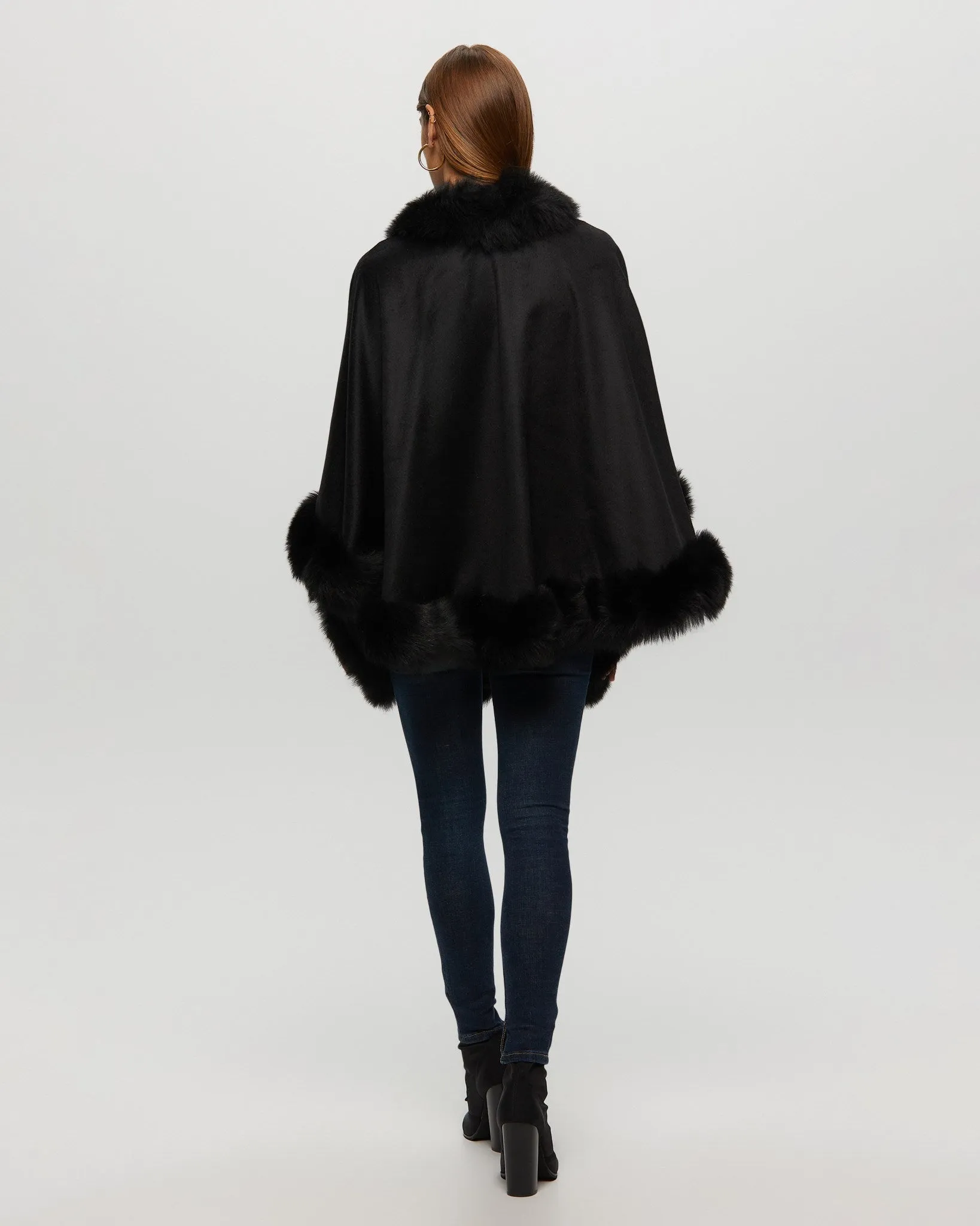 Select Cashmere Capelet with Toscana Shearling Lamb Trim