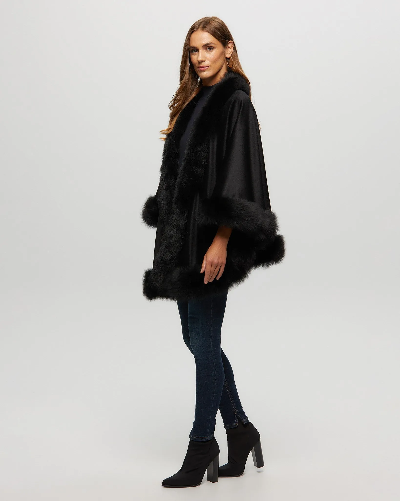 Select Cashmere Capelet with Toscana Shearling Lamb Trim