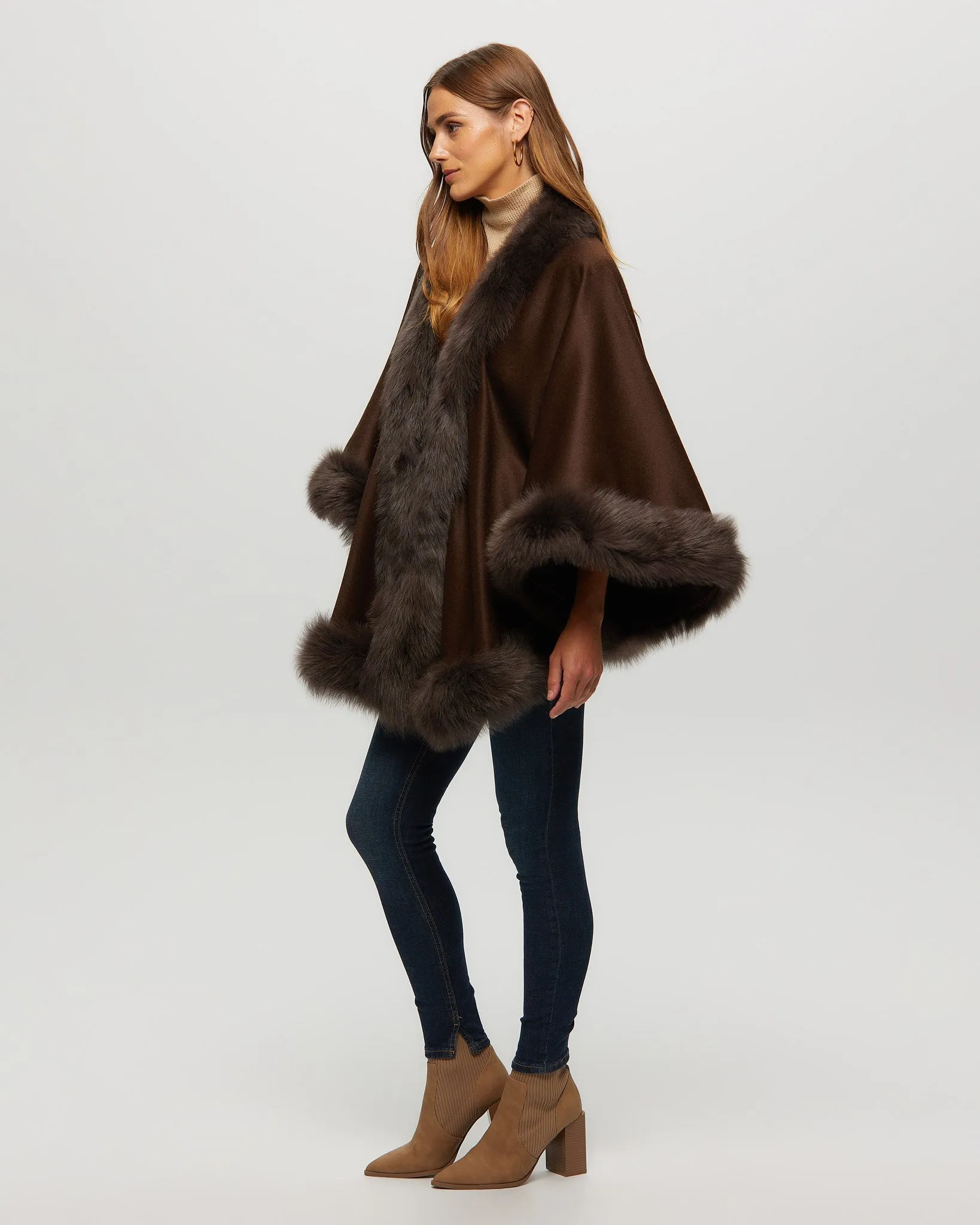 Select Cashmere Capelet with Toscana Shearling Lamb Trim