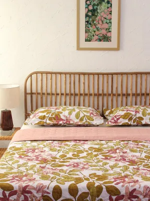 Senjana Double Bedcover (Pink)