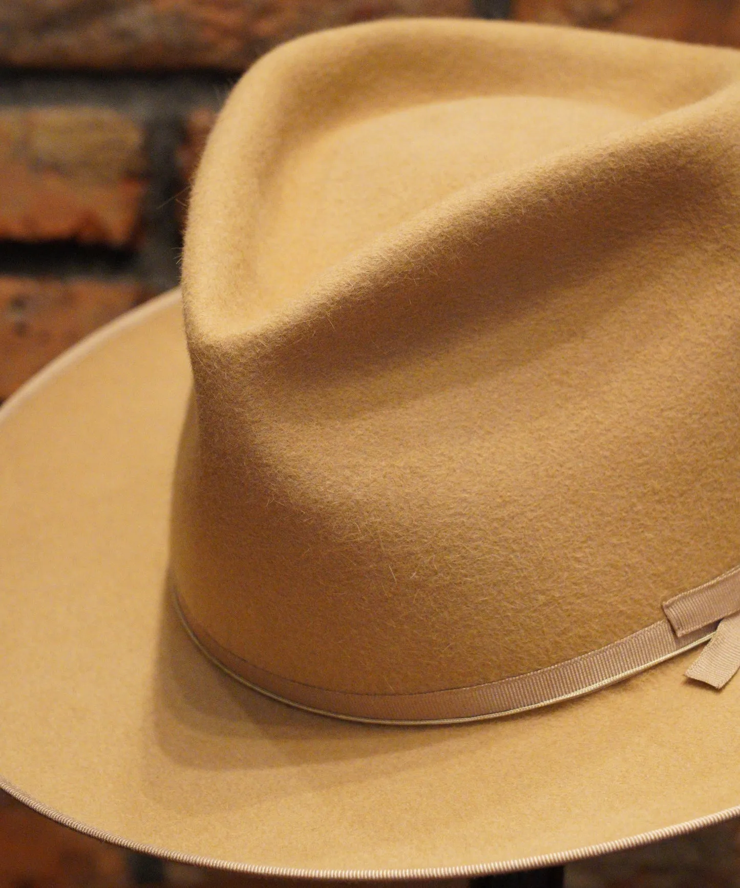 Serenity Style Felt Fedora Hat in Sliverbelly