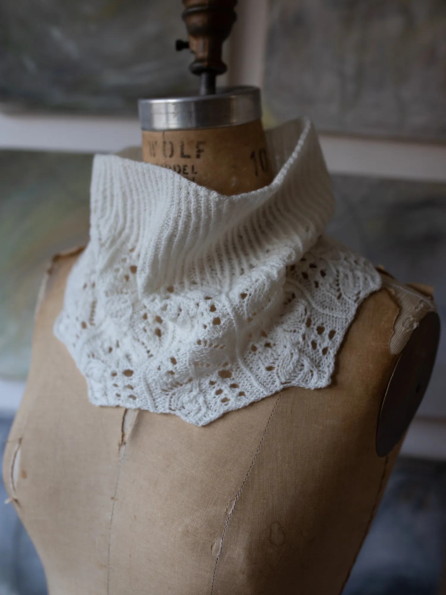 Serrulata Cowl <br/><small>knitting pattern</small>