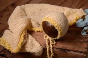 SET Fantasy Mohair Bonnet and Wrap - Light Yellow