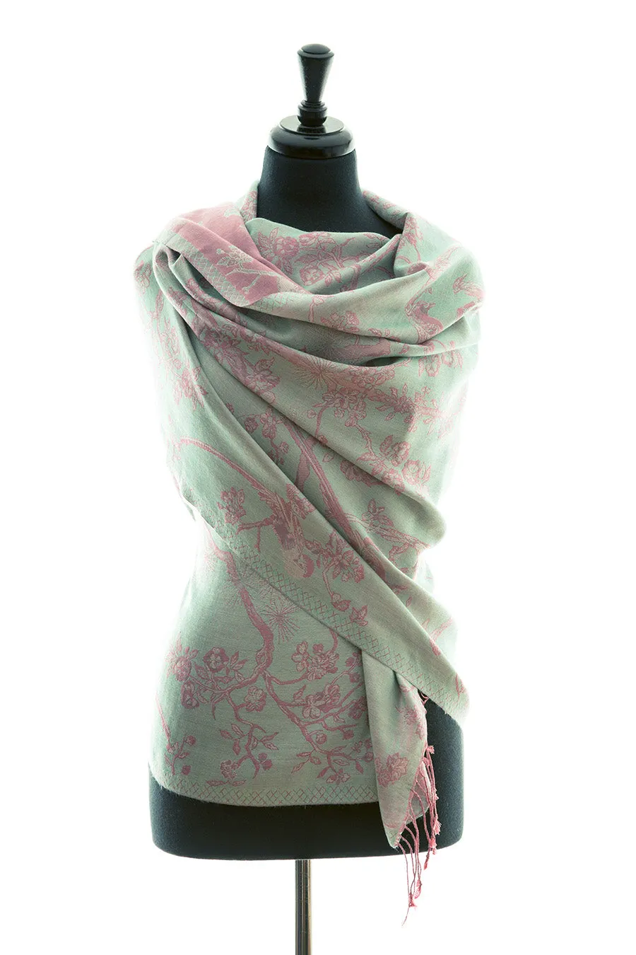 Shawl in Rococo Pink